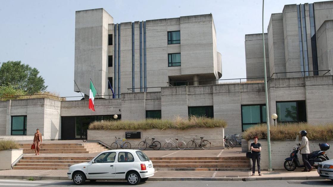 Scrivetelo che da Ilgiorno.it scrivetelo che il fatto non sussiste assolto giovane accusato di aver violentato una ragazza in pronto soccorso lei si era tolta la vita