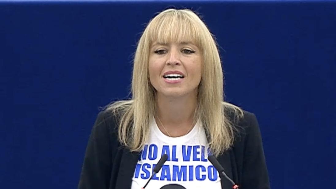 Silvia Sardone, chi è la pasionaria della Lega che Salvini vuole come vice. Cresciuta nell’ex Stalingrado d’Italia, lotta contro il velo islamico Silvia Sardone, chi è la pasionaria della Lega che Salvini vuole come vice. Cresciuta nell’ex Stalingrado d’Italia, lotta contro il velo islamico