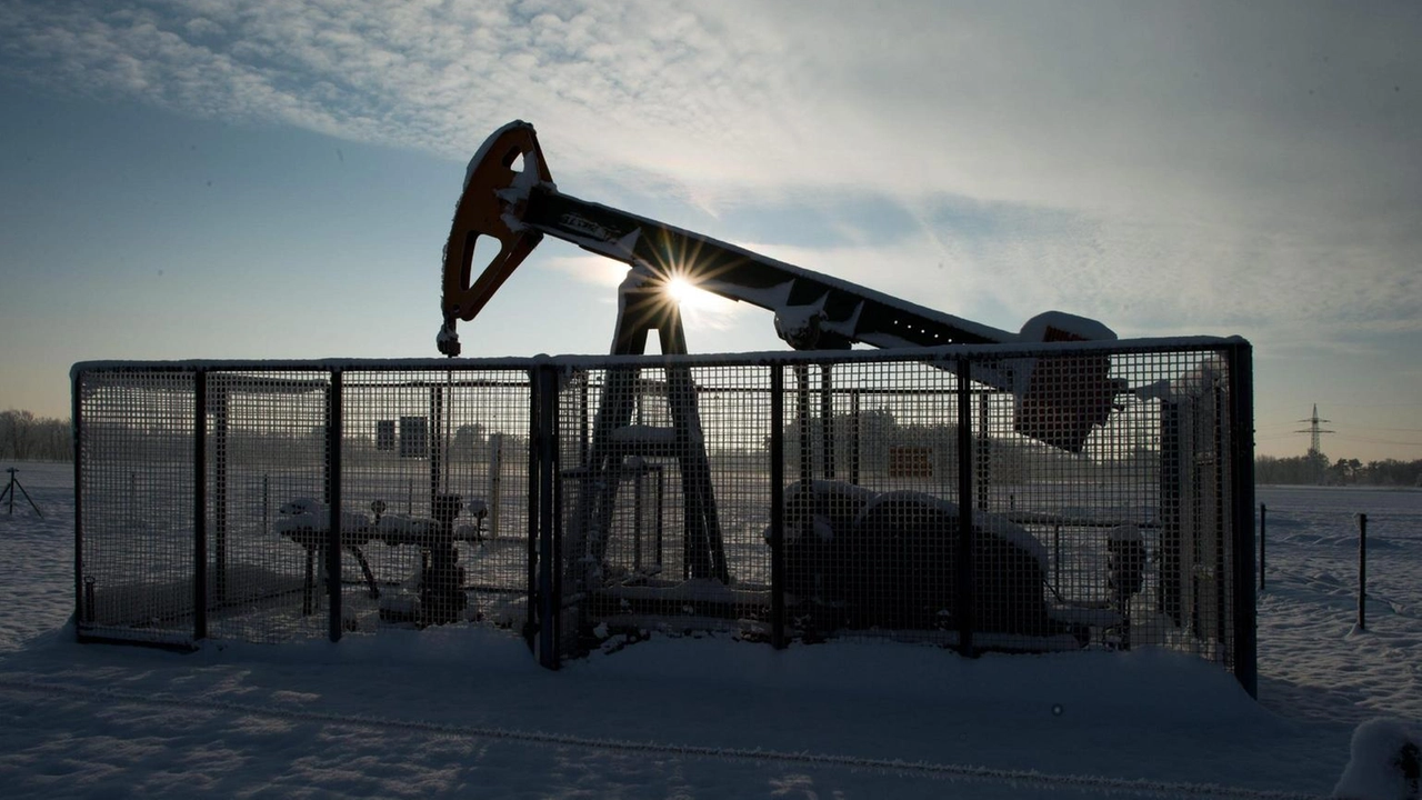 Variazione +0,05%. Il Brent quota 66,20 dollari (+0,12%) Variazione +0,05%. Il Brent quota 66,20 dollari (+0,12%)