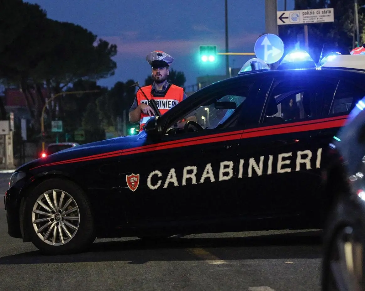 Miradolo Terme, colpo fallito al bancomat ma l'esplosione lascia pesanti danni