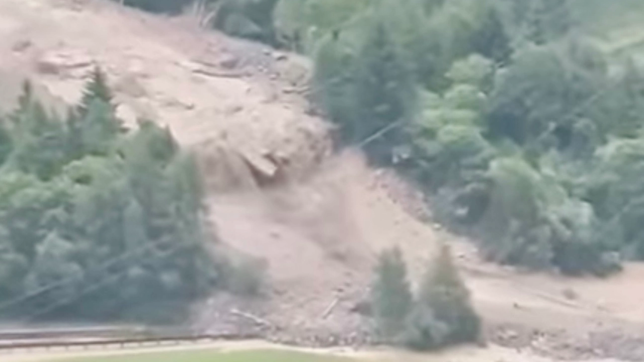 Lombardia nella morsa del maltempo: frane e torrenti esondati in Valtellina e Valcamonica