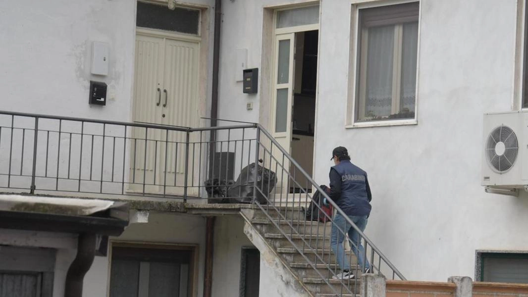 Le reazioni all’ulteriore ipotizzata svolta nel caso. "Se qui c’è in giro un assassino ho paura" "Che vergogna cercare l’arma del delitto dopo vent’anni. Andava cercata subito". Le reazioni all’ulteriore ipotizzata svolta nel caso. "Se qui c’è in giro un assassino ho paura" "Che vergogna cercare l’arma del delitto dopo vent’anni. Andava cercata subito".