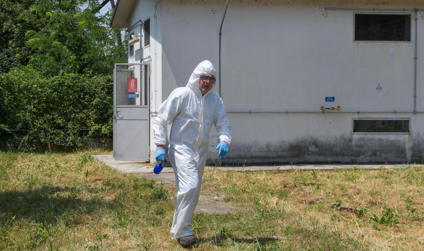 Forte odore di gas: scatta l’allarme. Via ai controlli, perdita individuata Forte odore di gas: scatta l’allarme. Via ai controlli, perdita individuata