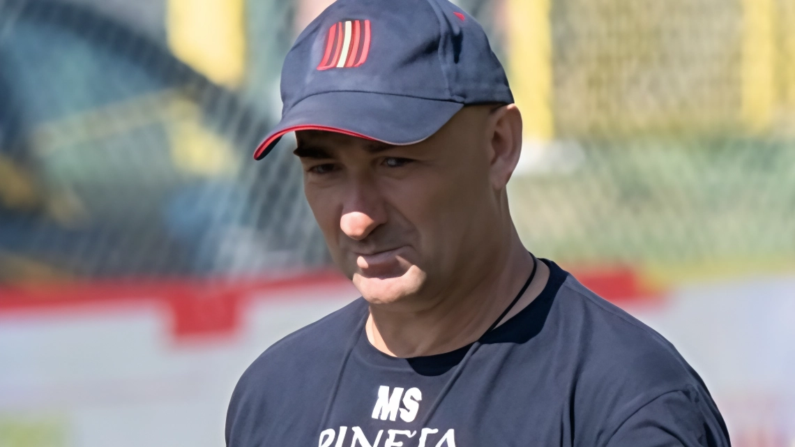 Il quintetto bergamasco si prepara per la sesta giornata di andata, con sfide cruciali per raccogliere punti preziosi. Real Calepina e Brusaporto in zona playout, Caravaggio e Villa Valle in trasferta difficile, Virtus Ciserano contro il capolista. Sfide che metteranno alla prova il valore delle squadre orobiche. Il quintetto bergamasco si prepara per la sesta giornata di andata, con sfide cruciali per raccogliere punti preziosi. Real Calepina e Brusaporto in zona playout, Caravaggio e Villa Valle in trasferta difficile, Virtus Ciserano contro il capolista. Sfide che metteranno alla prova il valore delle squadre orobiche.