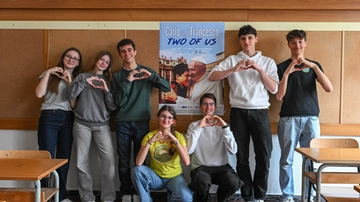 “Carlo e Francesco, due di noi”: quando la fede unisce le generazioni. I ragazzi, Acutis e l’ultimo saluto al Papa