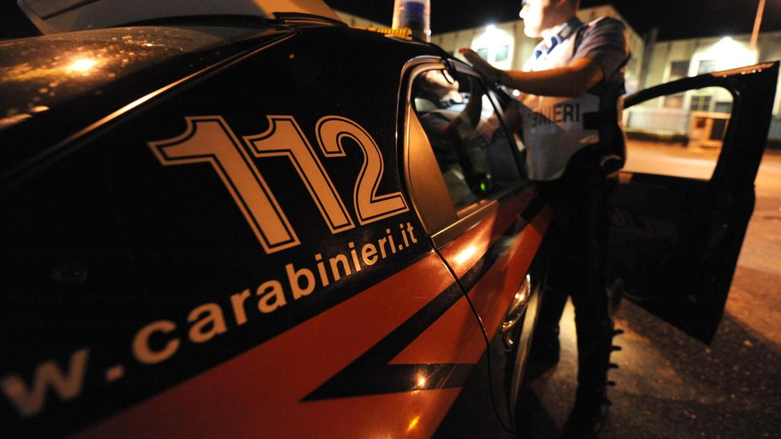 stupefacenti due giovani ai domiciliari