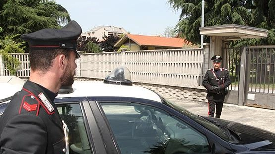 In quattro per una borsetta. Un peruviano e tre cubani perfettamente organizzati per fare furti ai clienti del supermercato. Accade tutto...