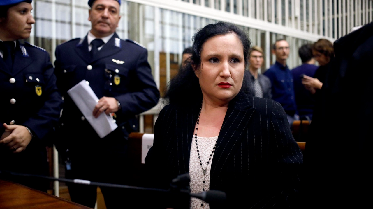 Alessia Pifferi durante un'udienza del processo in primo grado per l'omicidio della figlia Diana nell'aula del Palazzo di Giustizia a Milano Alessia Pifferi durante un'udienza del processo in primo grado per l'omicidio della figlia Diana nell'aula del Palazzo di Giustizia a Milano