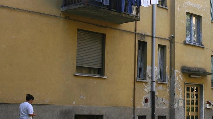 Cominciano a emergere le prime preoccupazioni riguardo al bando dell’edilizia residenziale pubblica di Monza. Cittadini e famiglie sono in attesa... Cominciano a emergere le prime preoccupazioni riguardo al bando dell’edilizia residenziale pubblica di Monza. Cittadini e famiglie sono in attesa...
