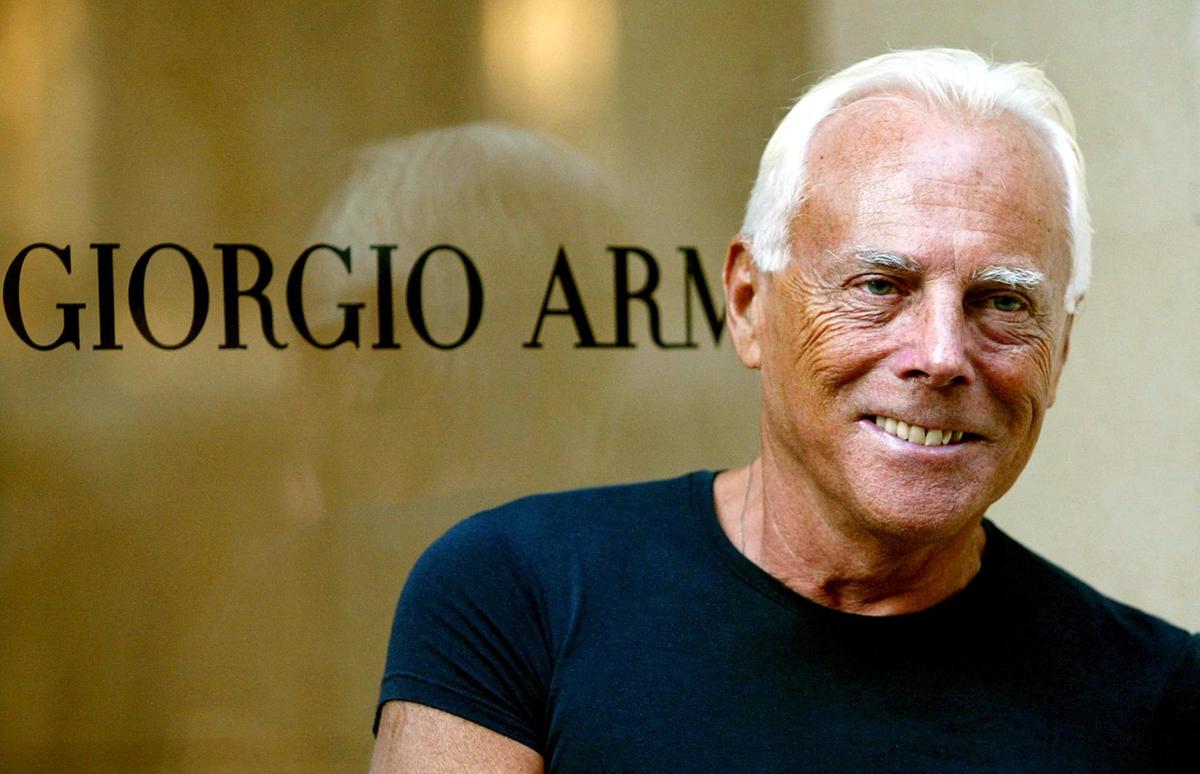 Giorgio Armani, apre la camera ardente a Milano: segui la diretta