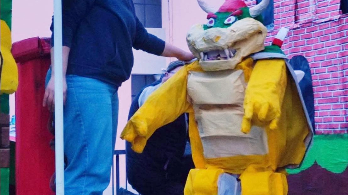 Il paese si prepara ad accompagnare nel suo ultimo viaggio la 46enne di Albignano. La raccolta fondi per la figlia di 9 anni, che è ancora ricoverata, ha già superato i 36mila euro. Il paese si prepara ad accompagnare nel suo ultimo viaggio la 46enne di Albignano. La raccolta fondi per la figlia di 9 anni, che è ancora ricoverata, ha già superato i 36mila euro.