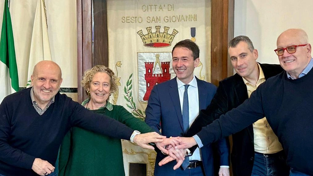 La firma col presidente Marzio Marzorati, i sindaci e l’assessora al Verde di Milano La firma col presidente Marzio Marzorati, i sindaci e l’assessora al Verde di Milano