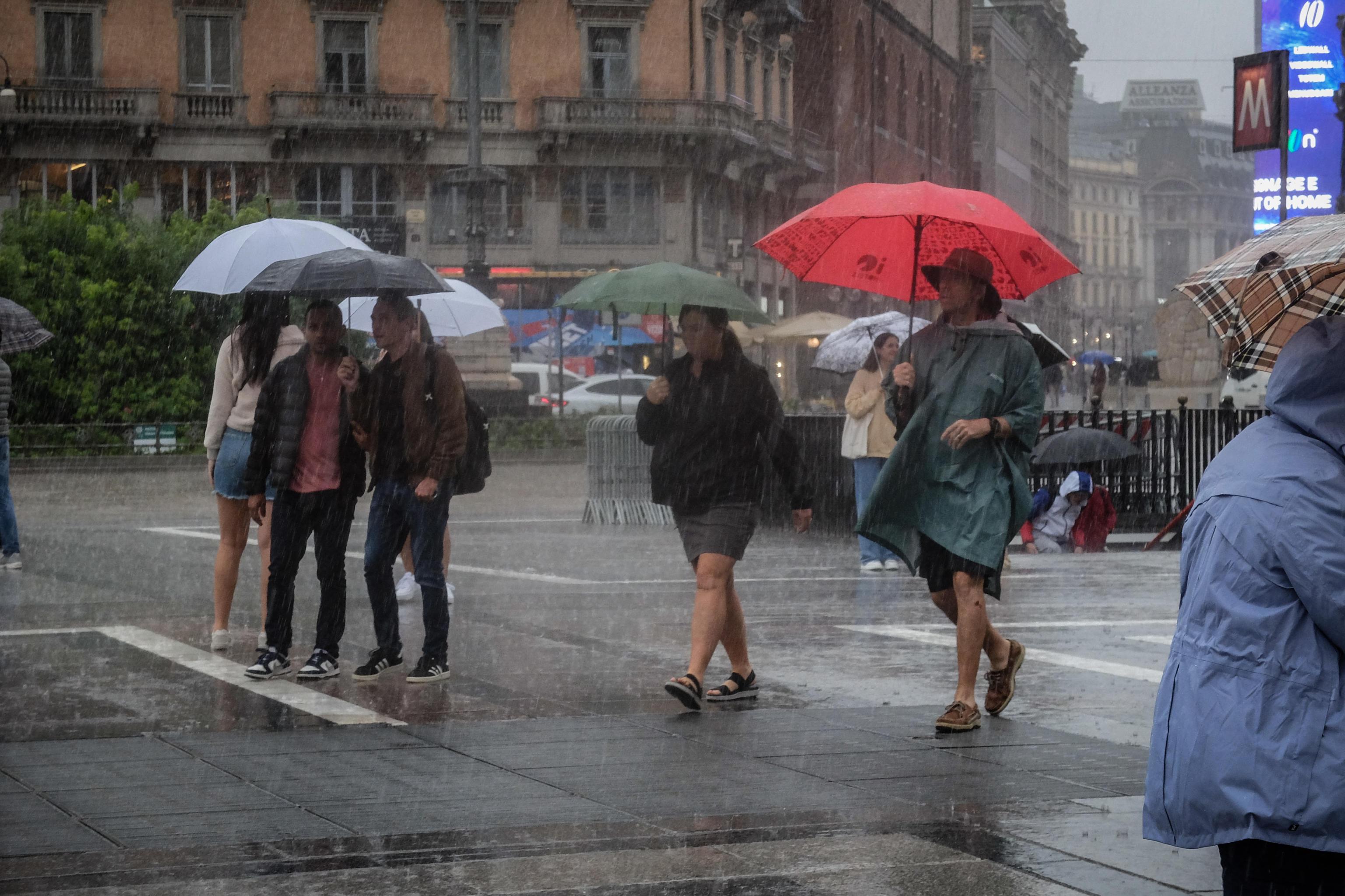 forti temporali allerta meteo gialla quando dove e per quanto tempo
