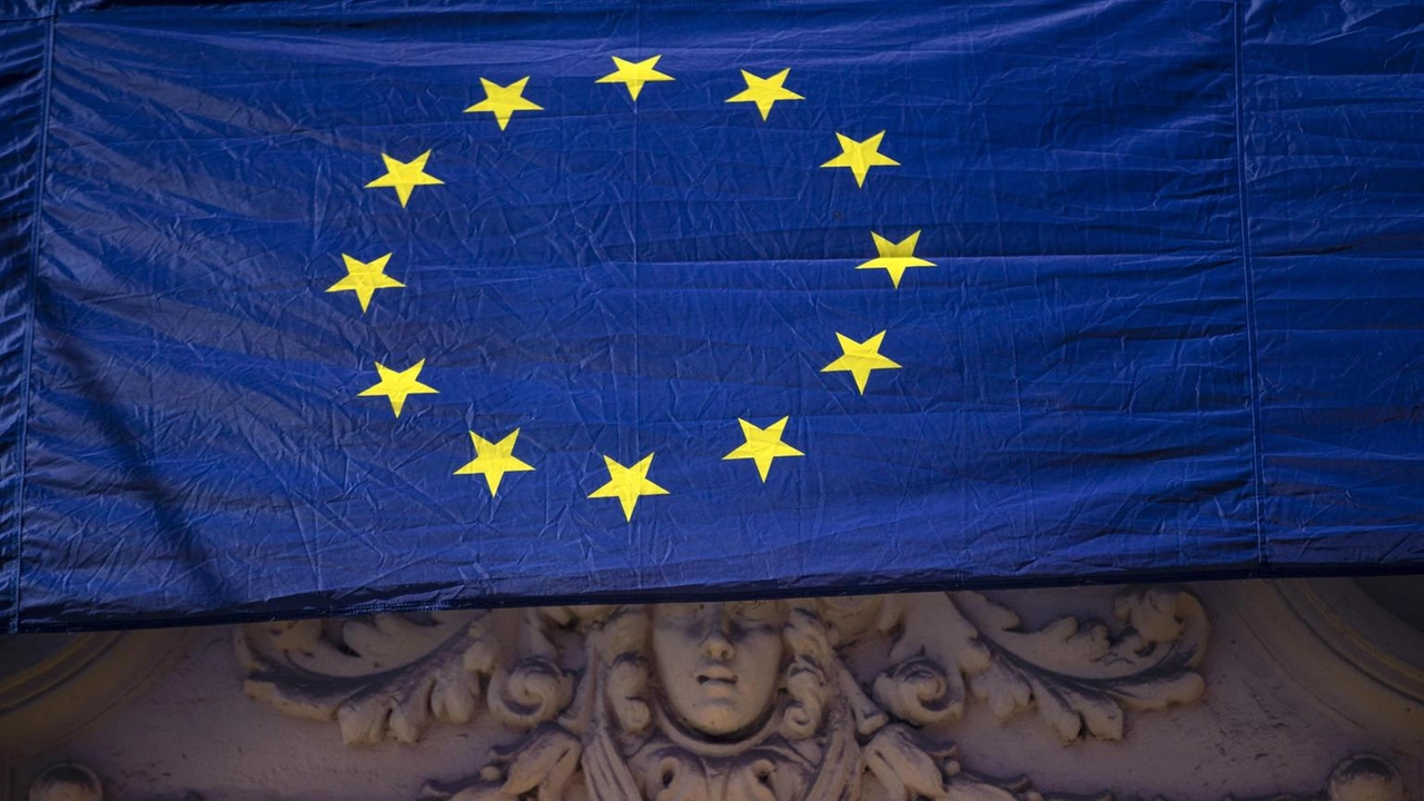 Era previsto un calo dai 36,1 di luglio a 28,1 punti Era previsto un calo dai 36,1 di luglio a 28,1 punti