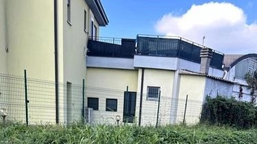 Troppi rifiuti nell’area lungo la linea ferroviaria e così è diventata scontata la richiesta ufficiale di intervento a Rfi,... Troppi rifiuti nell’area lungo la linea ferroviaria e così è diventata scontata la richiesta ufficiale di intervento a Rfi,...