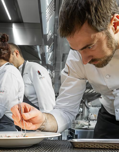 La corsa gourmet. Cocktail a tema e menu d’autore