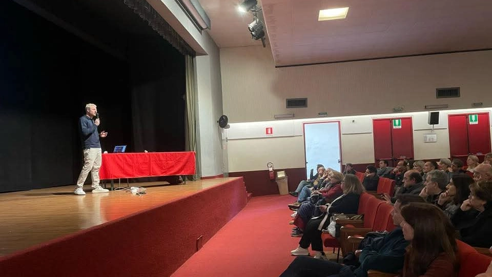 Il comitato degli acquirenti si è incontrato per fare il punto sulla situazione Il comitato degli acquirenti si è incontrato per fare il punto sulla situazione