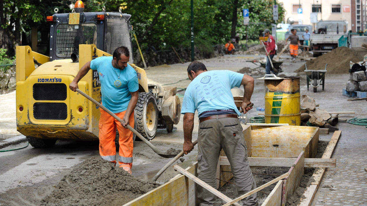Parte oggi il cantiere per il rinforzo infrastrutturale del sottovia dell’A8 Parte oggi il cantiere per il rinforzo infrastrutturale del sottovia dell’A8