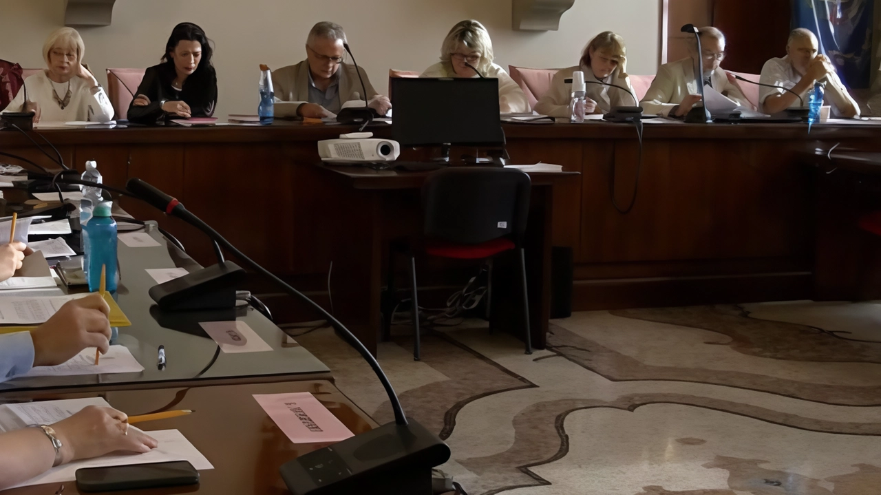 Una buona notizia per il liceo Omodeo: dopo anni di attesa finalmente si sono sbloccati gli interventi per il... Una buona notizia per il liceo Omodeo: dopo anni di attesa finalmente si sono sbloccati gli interventi per il...