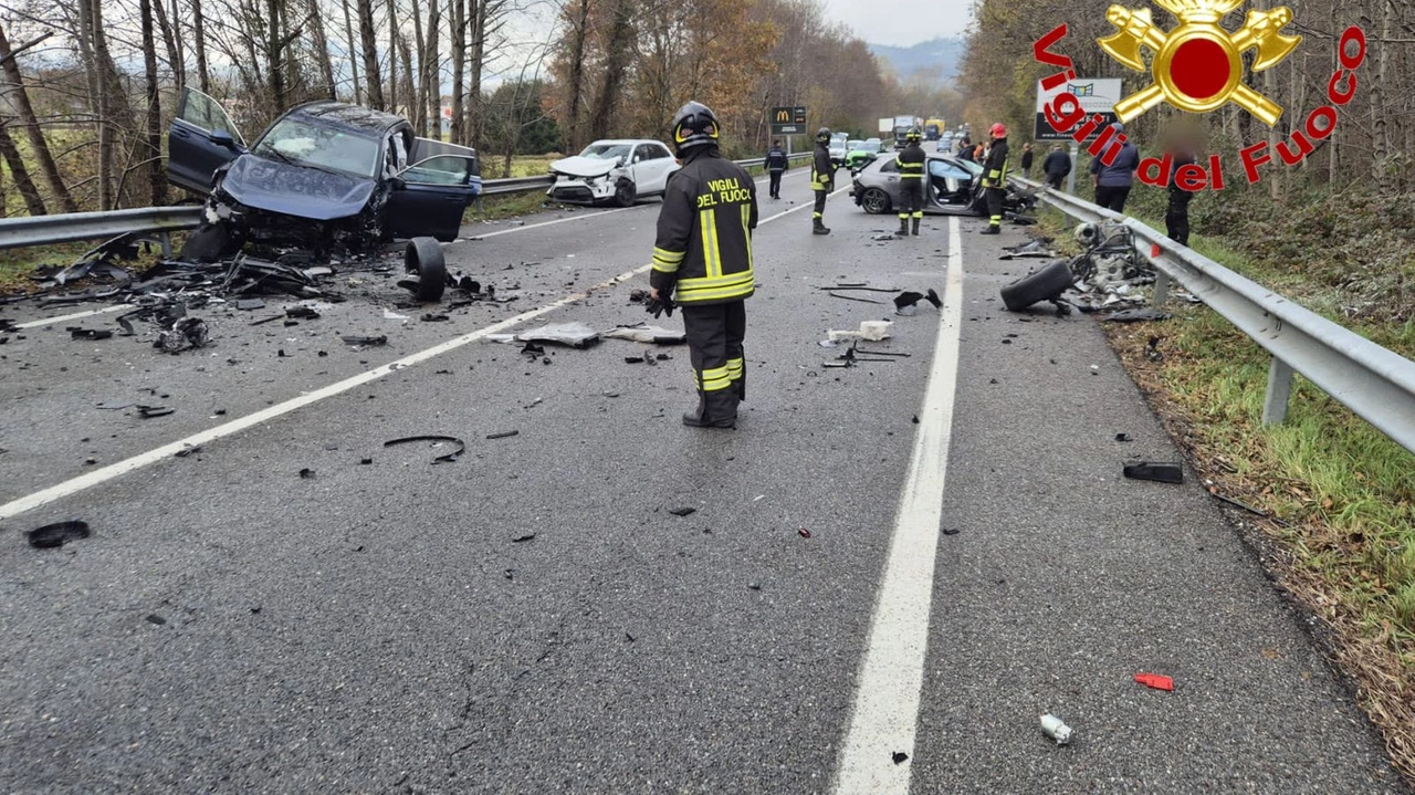 Fra le concause dell'incidente anche l'asfalto reso scivoloso dalla pioggia Fra le concause dell'incidente anche l'asfalto reso scivoloso dalla pioggia