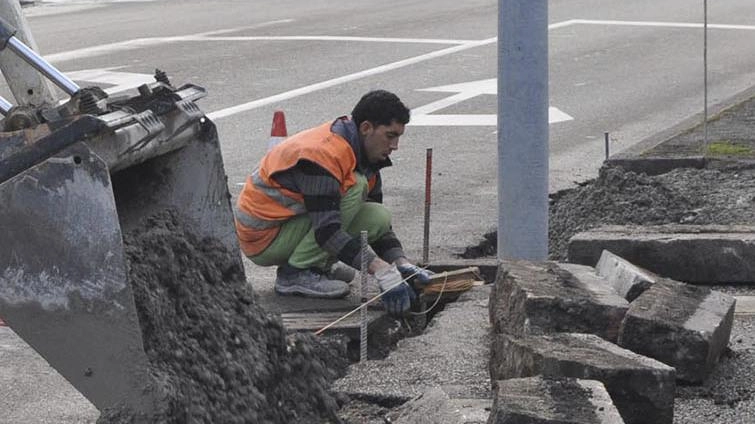 Legnano, ecco come cambia la viabilità in via Ratti . Legnano, ecco come cambia la viabilità in via Ratti .