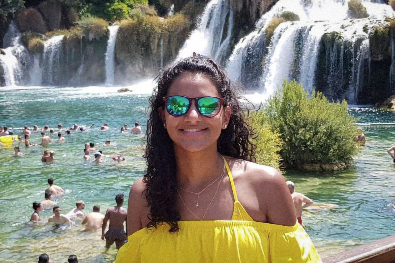 Julina de Lannoy, la turista olandese di 33 anni morta sul lago di Como