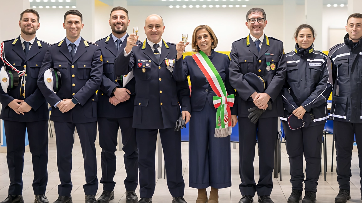 A Basiglio messa, benedizione dei mezzi, visita alla struttura con il comandante Tripodi. La sindaca Reale: "Una presenza costante sul territorio che abbiamo fortemente voluto". . A Basiglio messa, benedizione dei mezzi, visita alla struttura con il comandante Tripodi. La sindaca Reale: "Una presenza costante sul territorio che abbiamo fortemente voluto". .