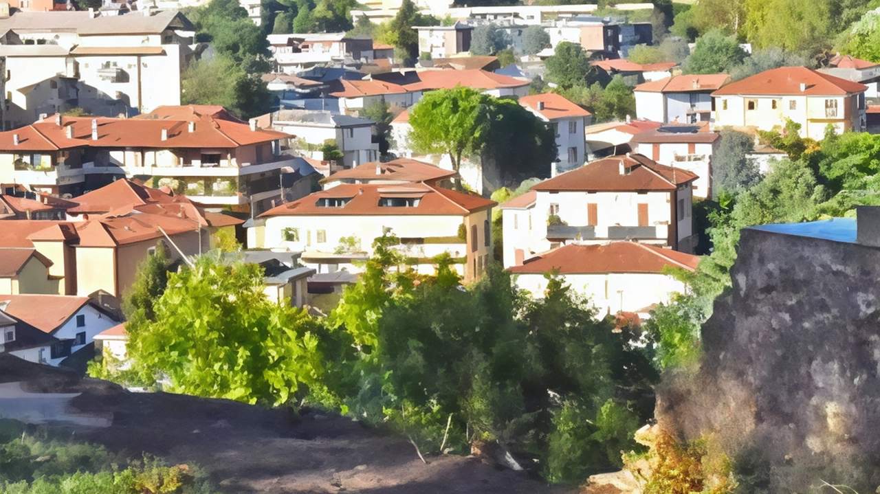 Il tratto di mura crollato al Pallone Il tratto di mura crollato al Pallone