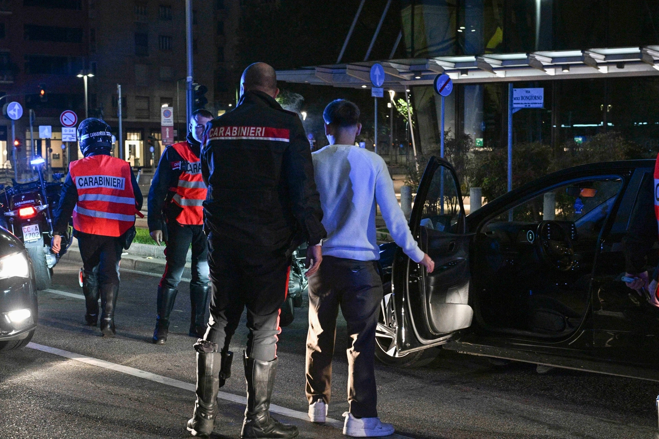I controlli alcoltest sulla direttrice fra la stazione di Porta Garibaldi e piazza Repubblica