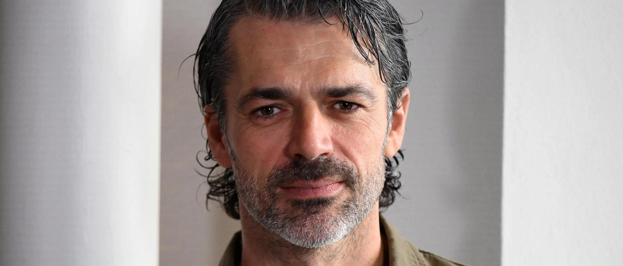 Luca Argentero: “Da attore a imprenditore di birra e bollicine analcoliche (per chi guida). Dopo 50 film mi chiedono ancora del Gf”