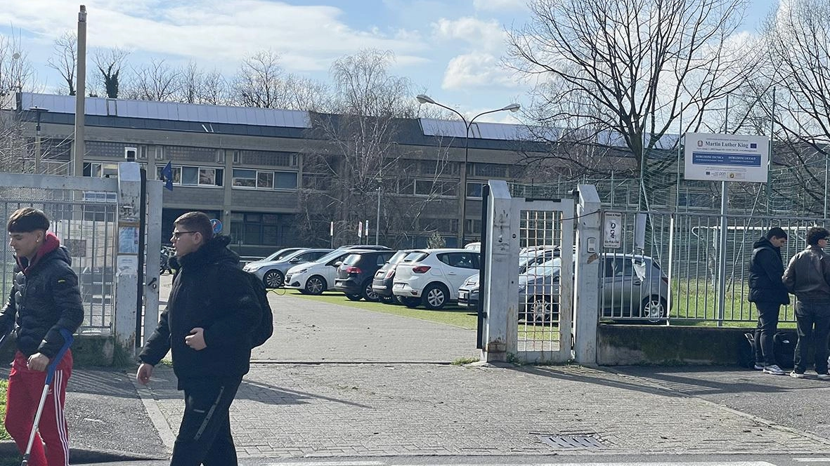 Per offrire nuovi spazi adatti alle esigenze degli studenti è stata trovata e offerta la soluzione del trasferimento parziale da Muggiò a Nova Milanese