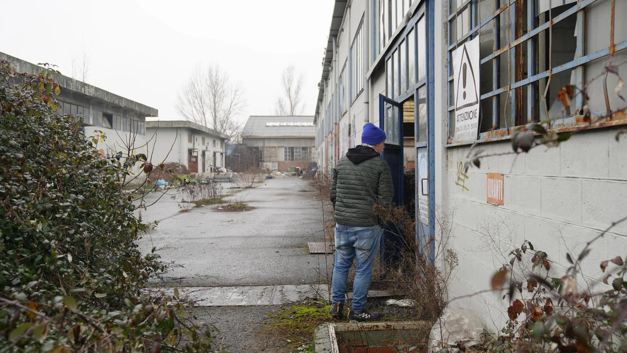 L’area dismessa di via Mochi a Codogno è stata venduta. La vecchia fabbrica chimica abbandonata trasformata in questi anni in... L’area dismessa di via Mochi a Codogno è stata venduta. La vecchia fabbrica chimica abbandonata trasformata in questi anni in...