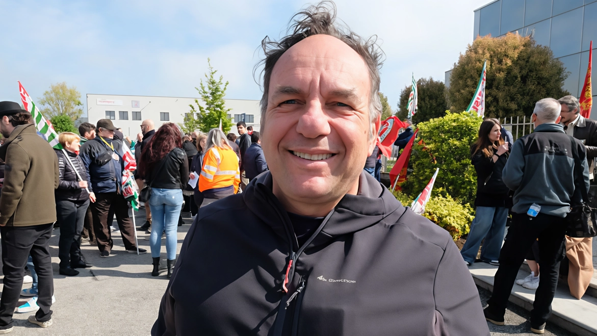 Agrate, lavoratori chiamati in vista del prepensionamento. La Fiom accusa: non si può procedere unilateralmente. L’azienda deve chiarire al più presto. Agrate, lavoratori chiamati in vista del prepensionamento. La Fiom accusa: non si può procedere unilateralmente. L’azienda deve chiarire al più presto.