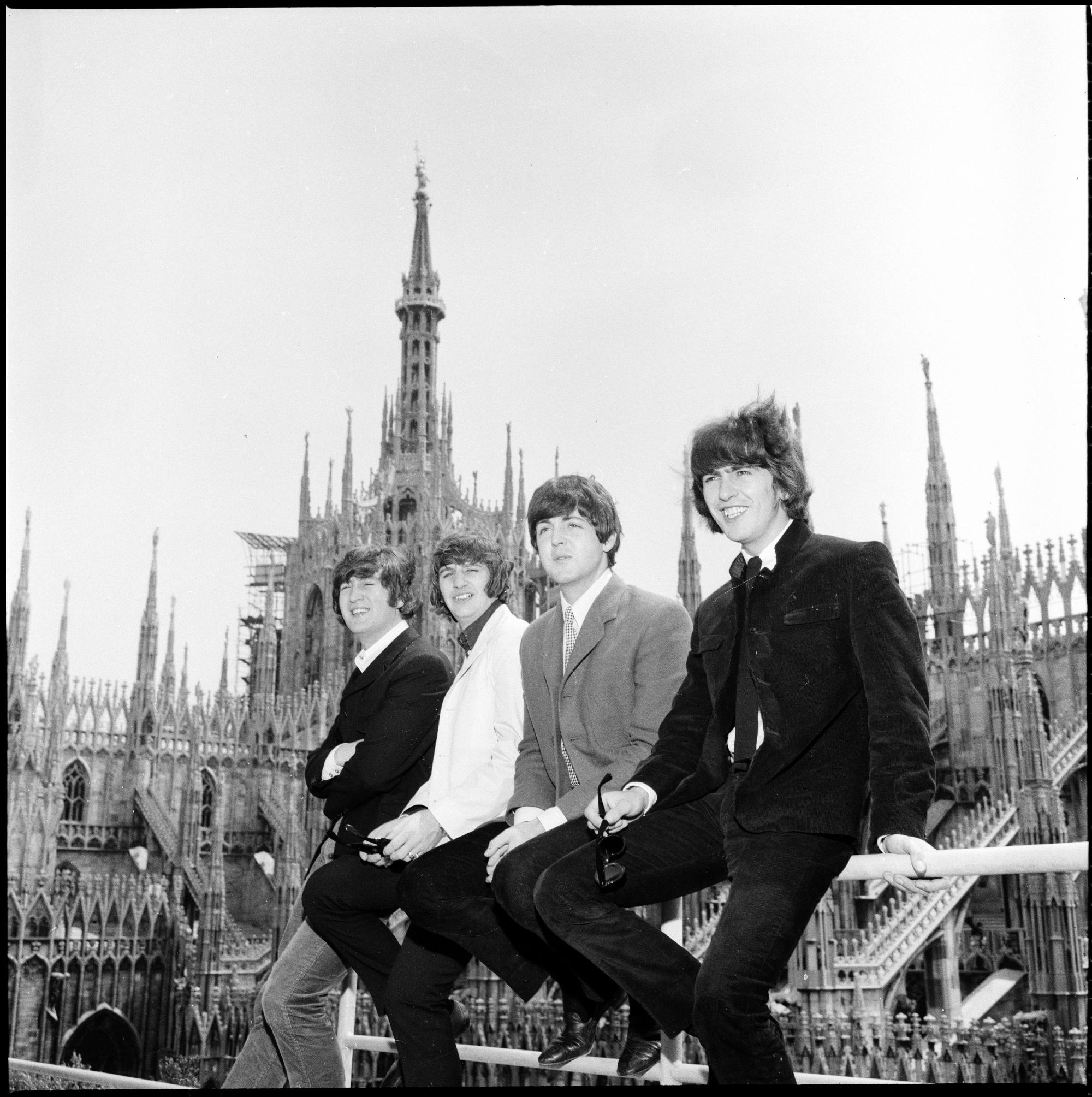 Quella volta che i Beatles suonarono al Vigorelli di Milano. E quel mondo così diverso, 60 anni fa Quella volta che i Beatles suonarono al Vigorelli di Milano. E quel mondo così diverso, 60 anni fa