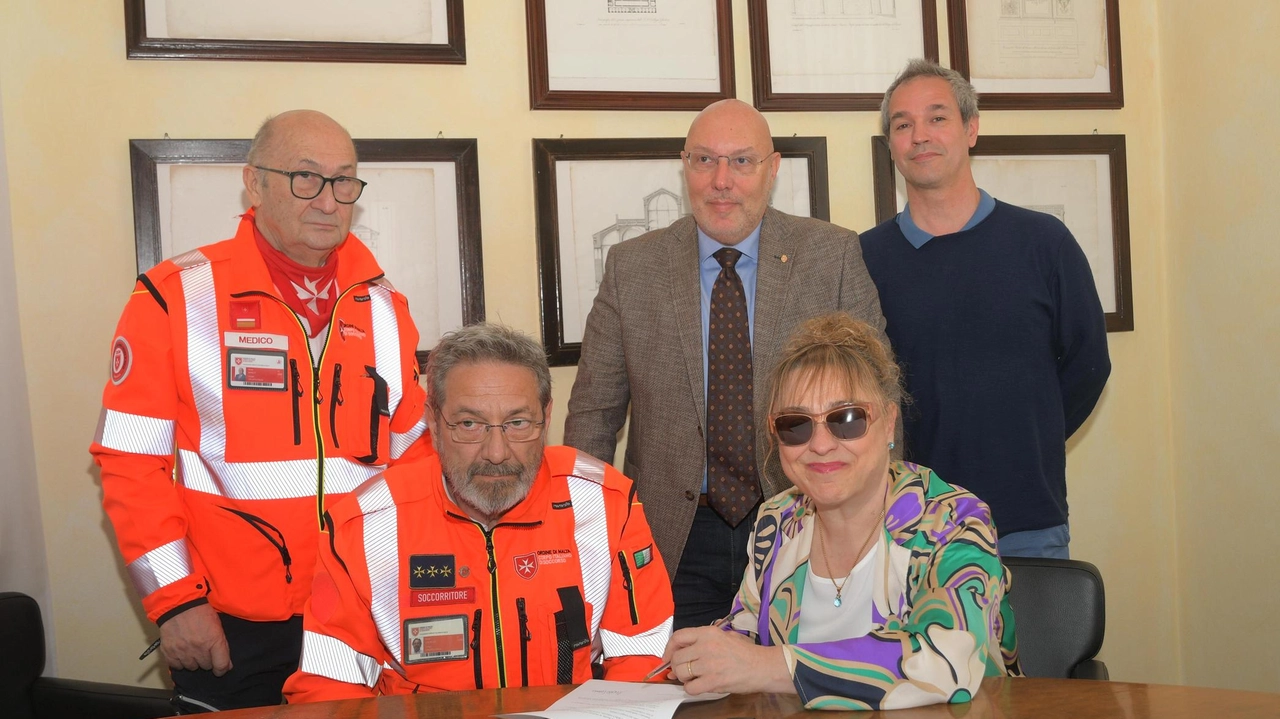 I protagonisti della firma della convenzione tra Comune e l’Ordine di Malta (Torres) I protagonisti della firma della convenzione tra Comune e l’Ordine di Malta (Torres)