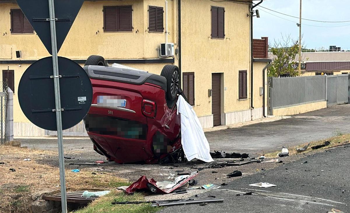 schianto contro un tir il designer internazionale alessandro loschiavo muore vicino a capalbio