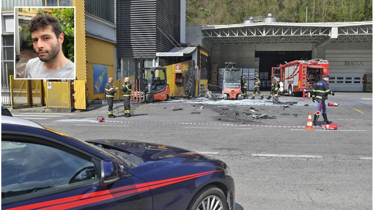 Sopra Alessandro Preziuso, 34 anni