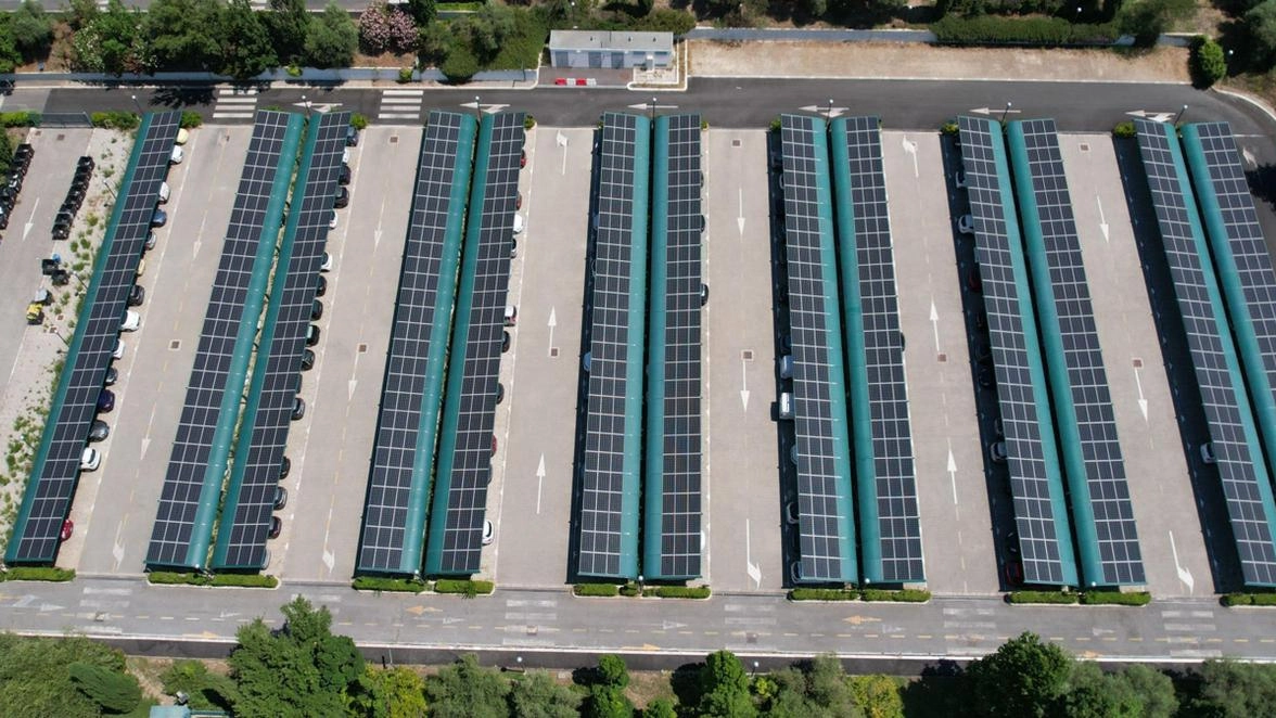 Pannelli sui parcheggi, avanti con piano in tutta Italia