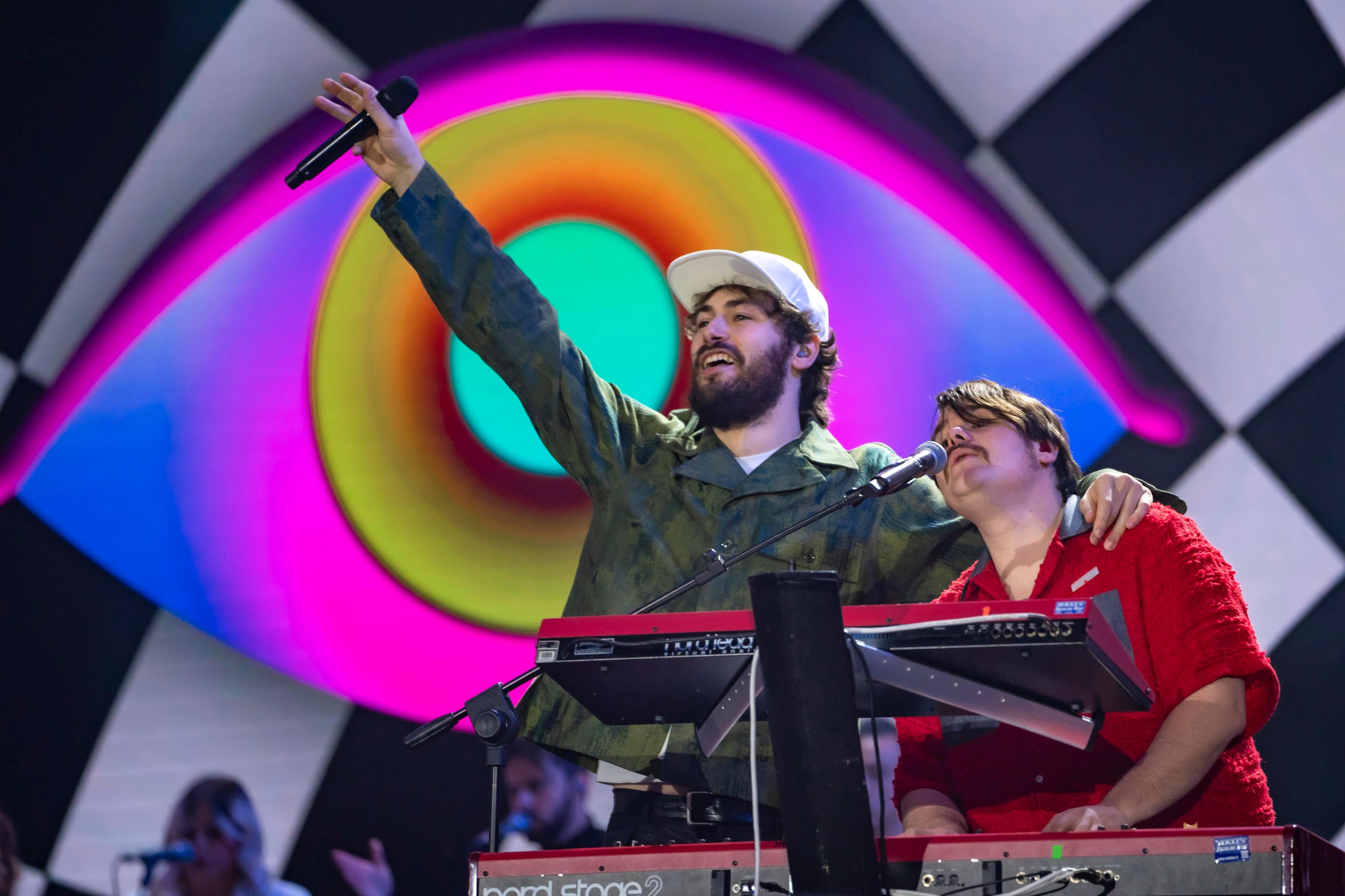 radio italia live 2025 in piazza duomo tutte le modifiche al servizio atm occhio alle stazioni chiuse in metrò