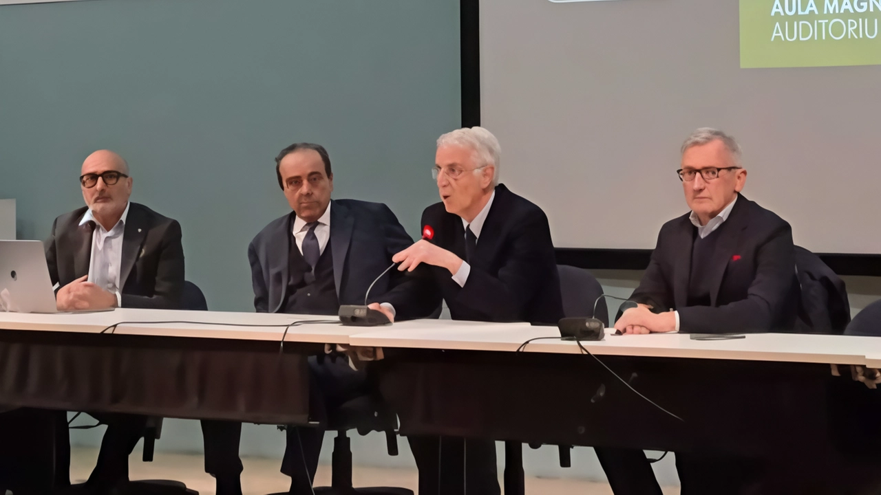 Al Sebino, bresciano e bergamasco, serve un sistema di trasporti pubblici migliore e più incisivo. Tra le esigenze... Al Sebino, bresciano e bergamasco, serve un sistema di trasporti pubblici migliore e più incisivo. Tra le esigenze...