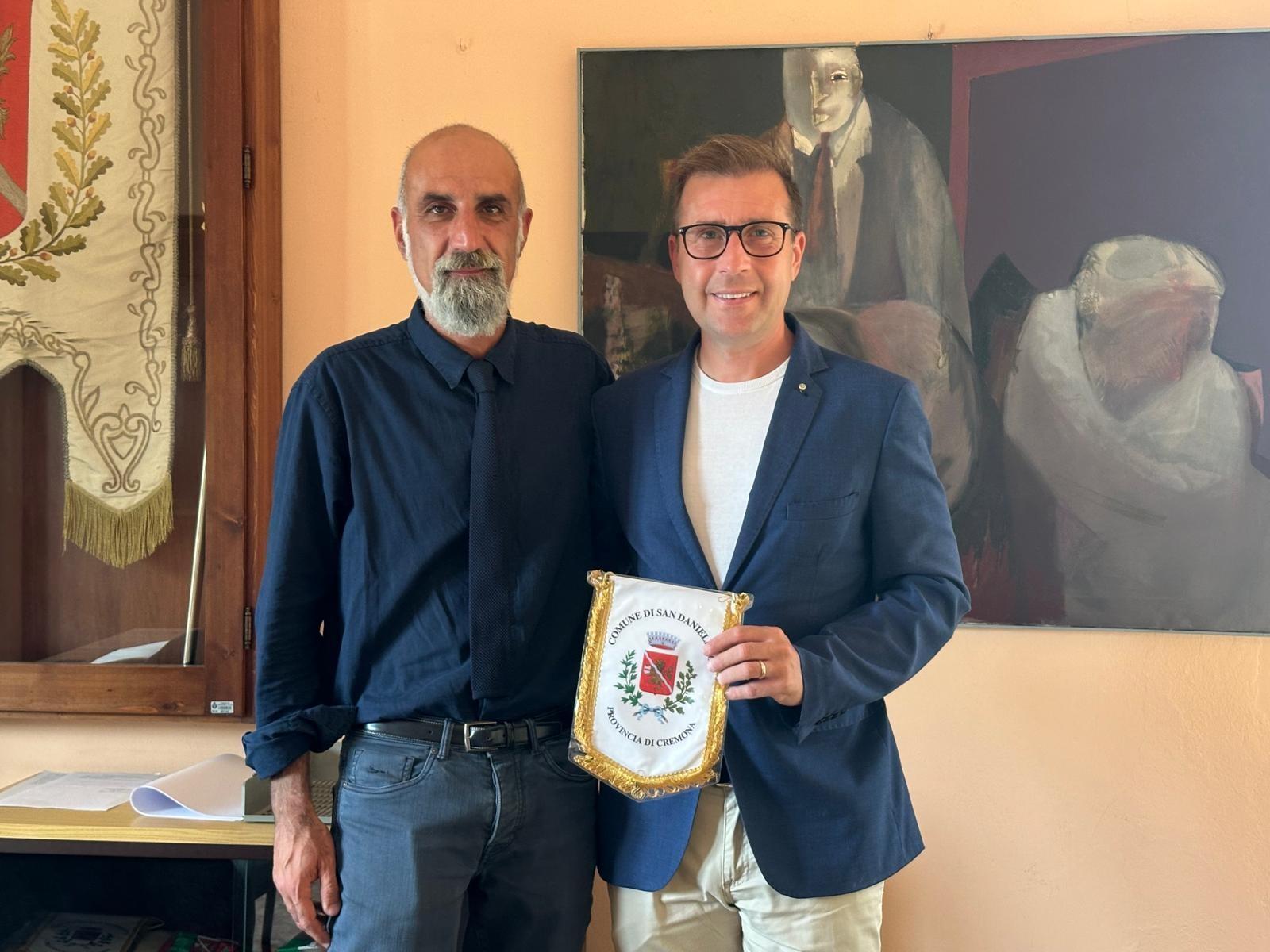 il consigliere regionale leghista vitari promuove il neo sindaco cadenazzi
