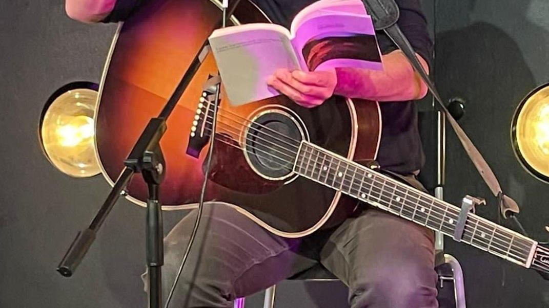 I “Voli domestici“ di Coppola. Dalla musica alla poesia a Verano I “Voli domestici“ di Coppola. Dalla musica alla poesia a Verano