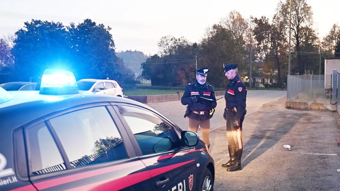 Quasi settanta auto, tutte intestate alla stessa persona: Giuseppe Trifino, 52 anni di Fino Mornasco, che ora andrà a processo... Quasi settanta auto, tutte intestate alla stessa persona: Giuseppe Trifino, 52 anni di Fino Mornasco, che ora andrà a processo...