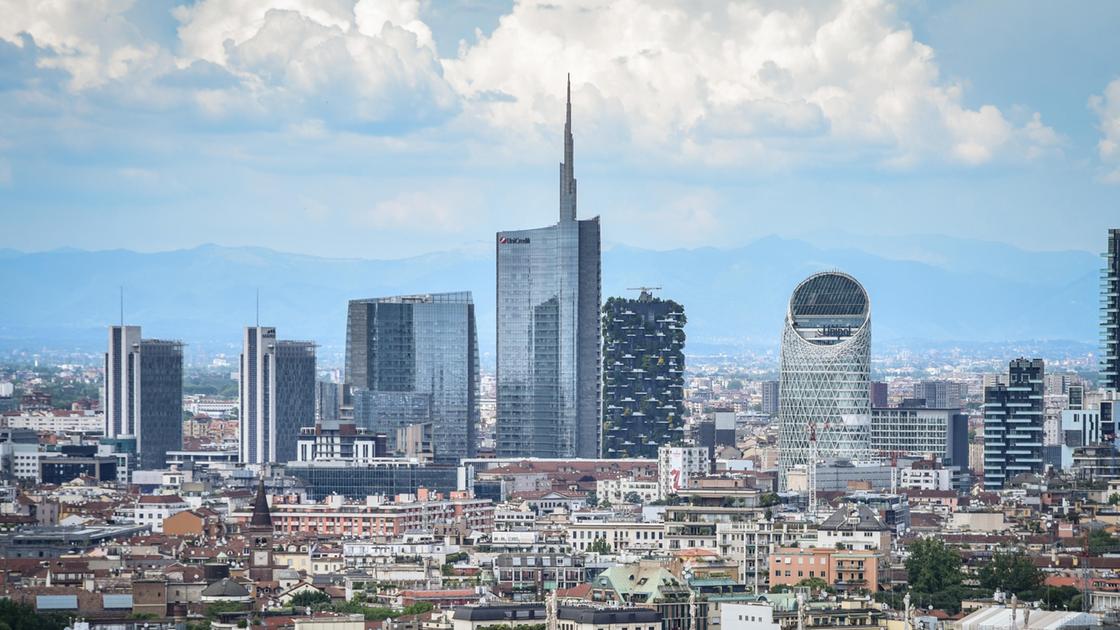 Urbanistica, Lepontina 7 9 srl e il primo cantiere fallito. “Tante famiglie disperate senza tetto e soldi”