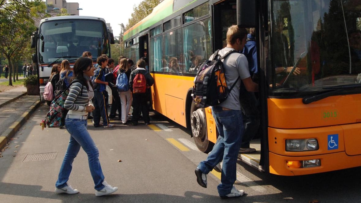 Bus Cassina-Melzo, si vede la soluzione, e la luce: accordo raggiunto con Città Metropolitana e enti del trasporto locale, "entro... Bus Cassina-Melzo, si vede la soluzione, e la luce: accordo raggiunto con Città Metropolitana e enti del trasporto locale, "entro...
