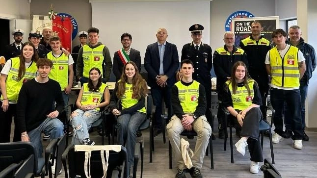 Ragazzi coinvolti nel progetto “On the road“ per imparare sul campo le regole della sicurezza Ragazzi coinvolti nel progetto “On the road“ per imparare sul campo le regole della sicurezza