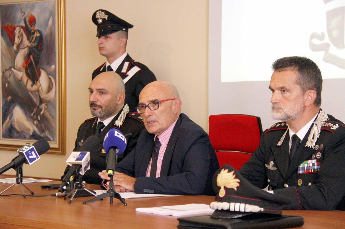 dai macedoni a baby gang spaccio di droga e armi