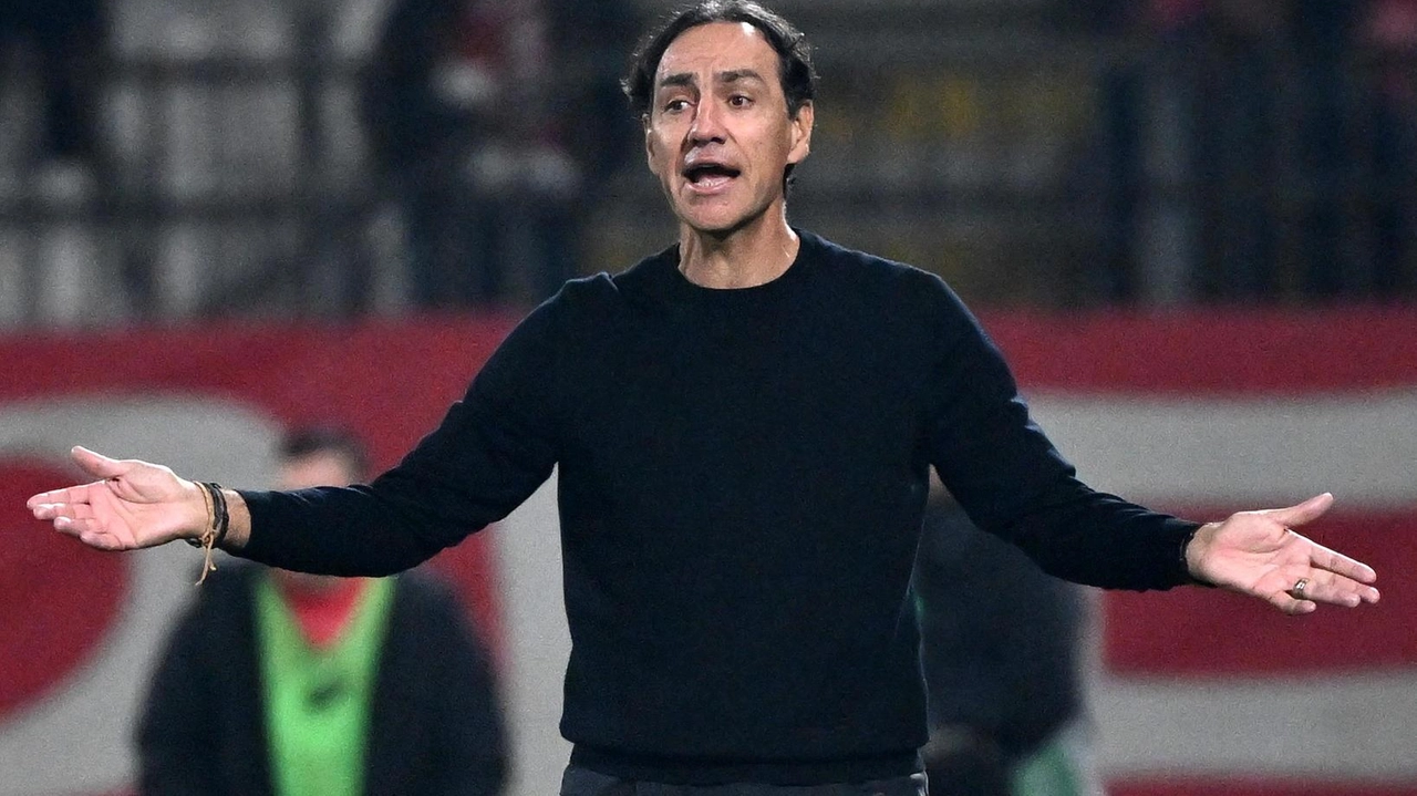 Alessandro Nesta a bordo campo durante la sfida tra Monza e Milan dello scorso fine settimana all’U-Power Stadium Alessandro Nesta a bordo campo durante la sfida tra Monza e Milan dello scorso fine settimana all’U-Power Stadium