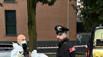Nel quartiere delle ombre. Spaccio, rifiuti, sbandati: "Ogni sera c’è qualcosa. Forse hanno pure sbagliato"