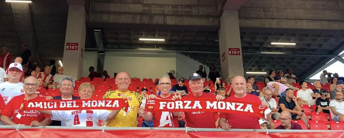 Il crollo verticale dei club: "Ma qui resistiamo e speriamo"